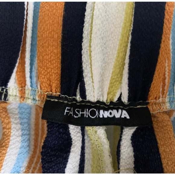 High Waisted Striped Shorts- Size Small - Picture 7 of 7